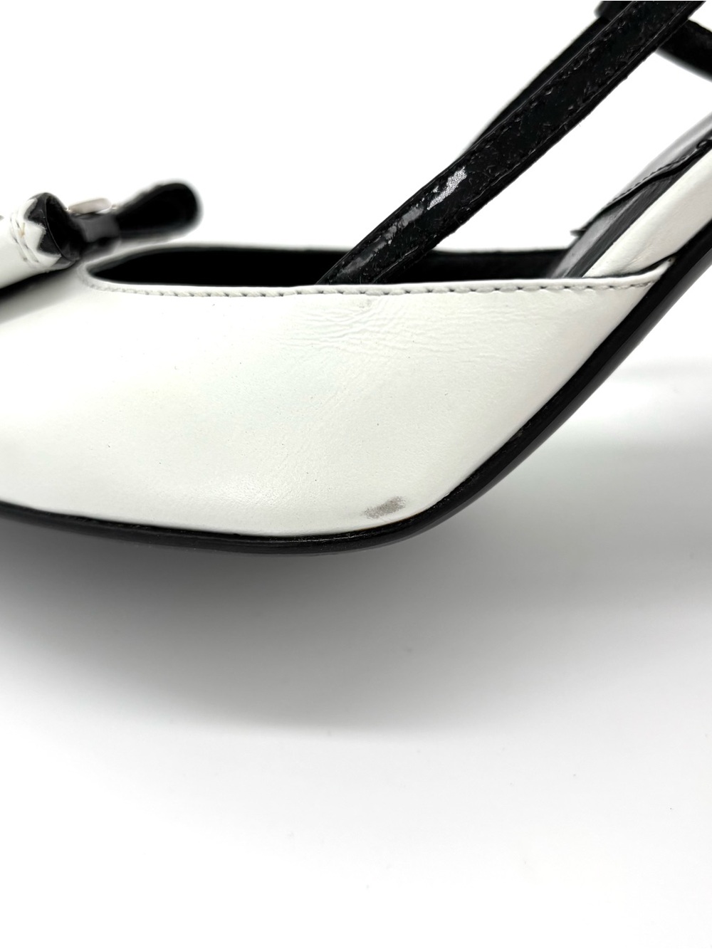 Dior John Galliano Bow Charm Studded White Black Slingback Pumps Shoes 38 - Picture 7 of 12